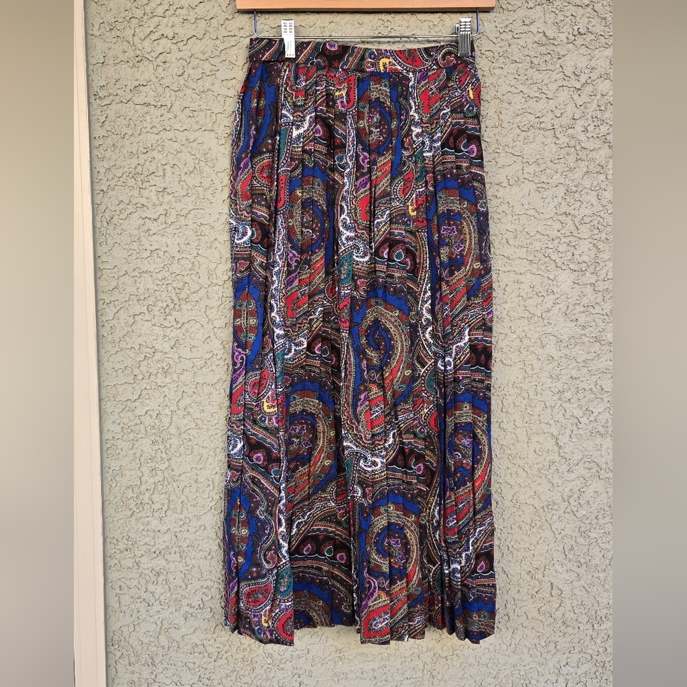 JH Collectibles Vintage Pleated Paisley Midi Skirt
